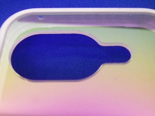 新品同様 Google Pixel 9a ケース VOYAGE au純正 オーロラハイブリッドカバー／ライラック
