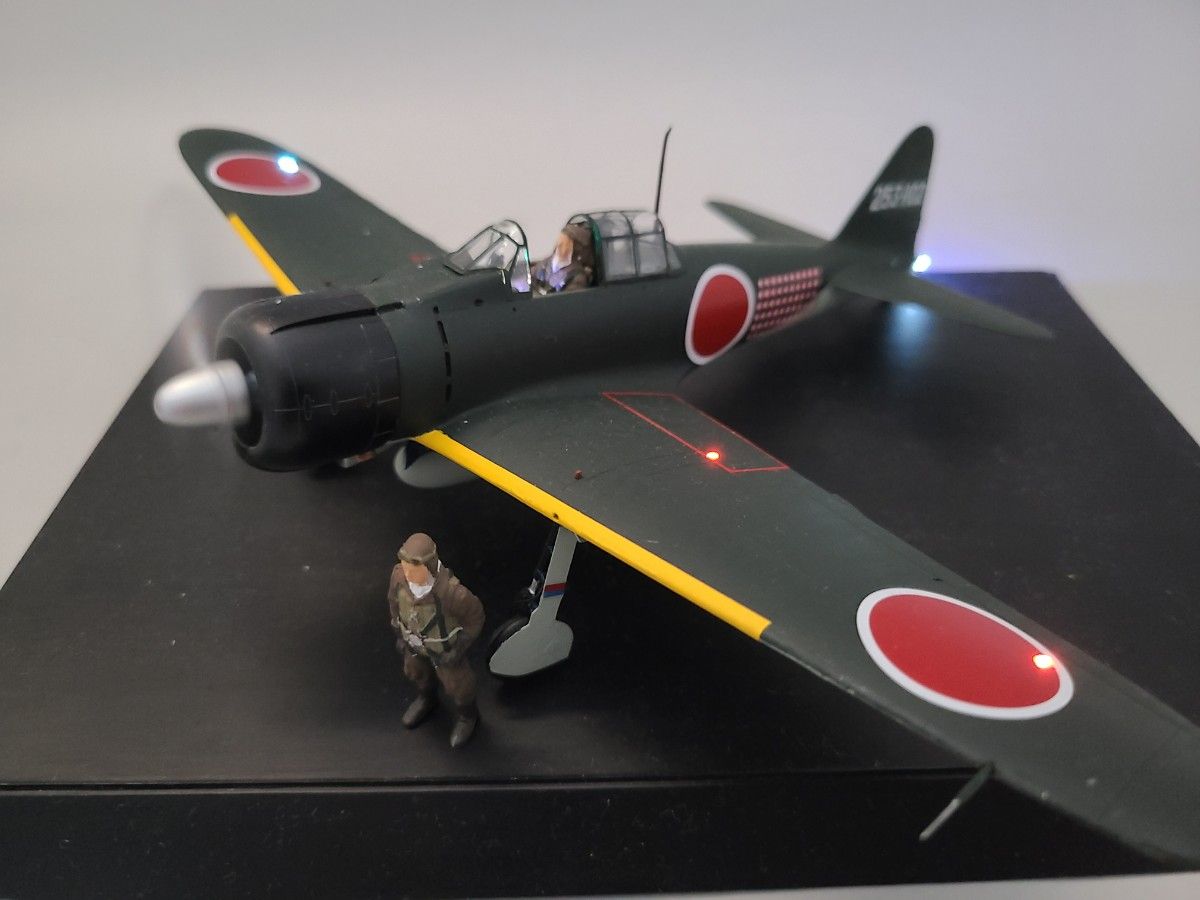 零式艦上戦闘機21型 岩本 徹三 飛曹長搭乗機リアルモーターライズ完成品 零式艦上戦闘機21型 岩本 徹三 飛曹長搭乗機リアルモーター