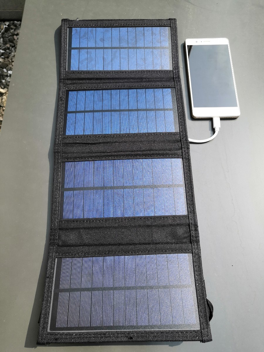 ソーラー充電器　20W　防水　アウトドア　停電対策　災害対策　地震対策