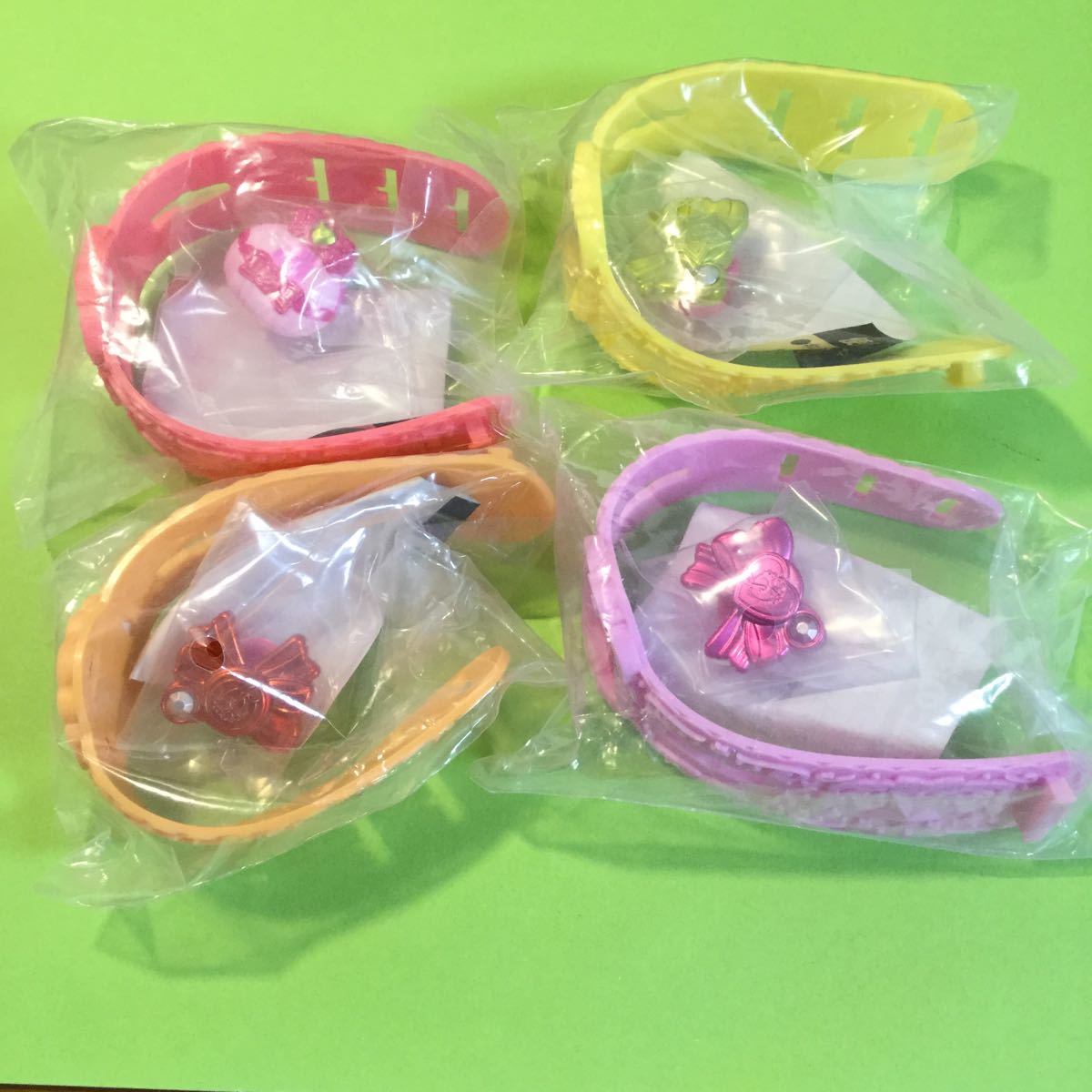 [ Precure ] Smile Precure kyua deco ru* bracele 4 piece set /kyua happy kyua piece kyua Sunny / bathwater additive 