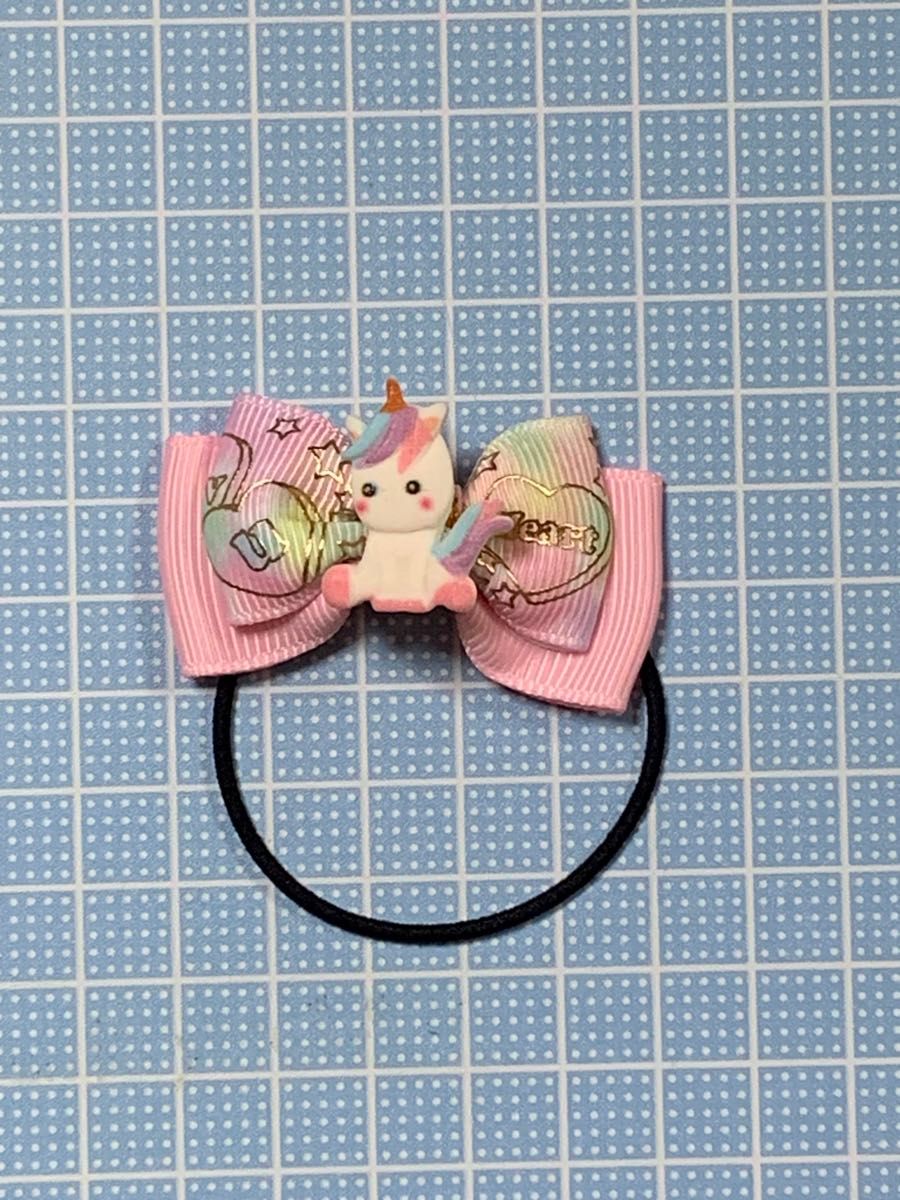 No.126 ハンドメイドヘアゴム ツイン ユニコーンパーツ付き ハート柄ピンク