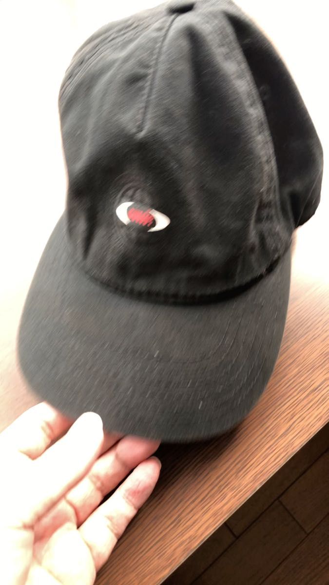 GUEES ブラック キャップ 古着