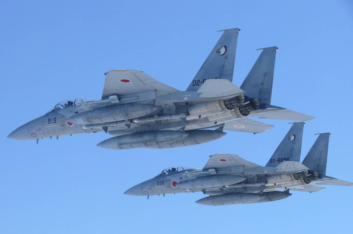 ヤフオク 航空自衛隊 F15 Eagle F15イーグル 飛行機 戦闘