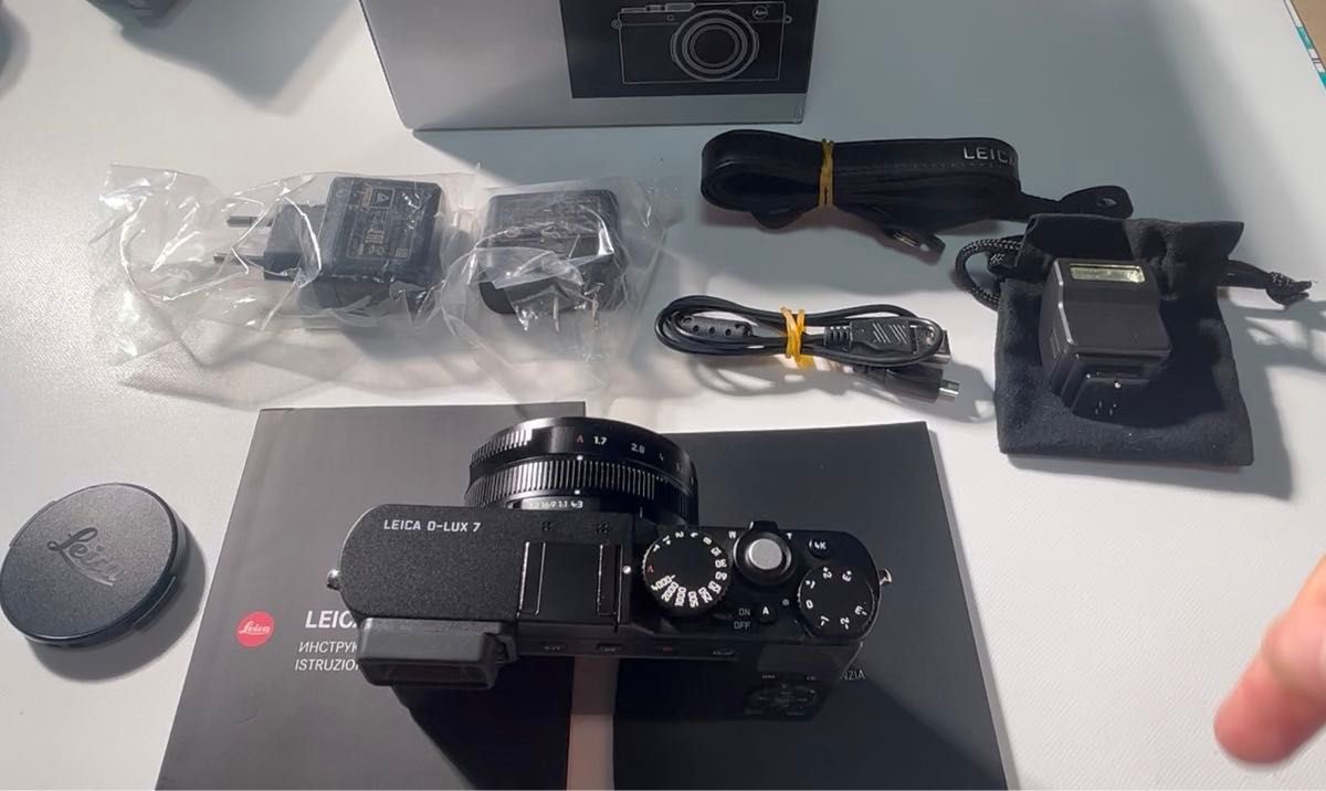 【美品、完動品】ライカ Leica LEICA D-LUX 7 コンパクトデジタルカメラ
