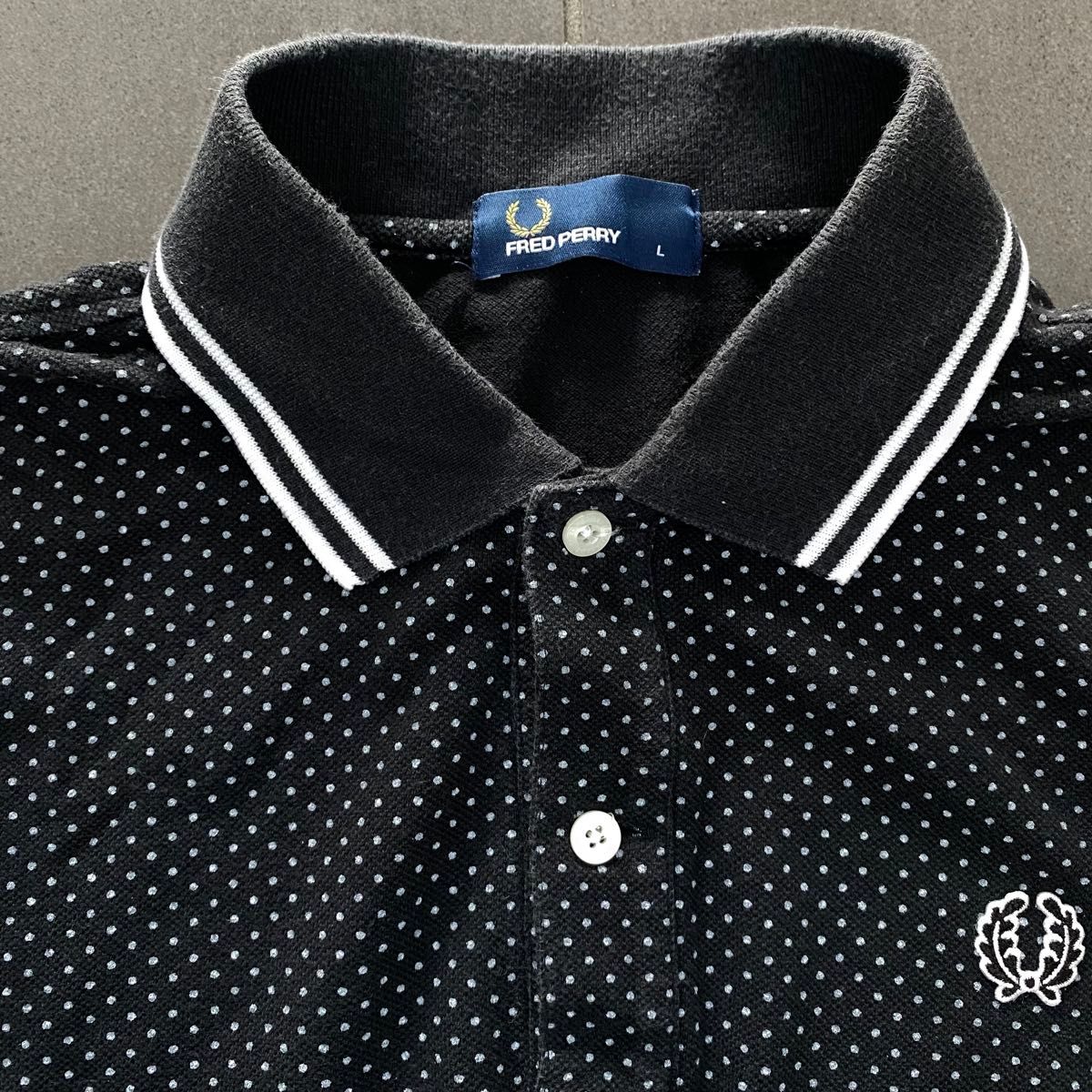 ▪️FRED PERRY ポロシャツ 半袖 新品未使用タグ付 ロゴ刺繍 FRED PERRY フレッドペリー ロゴ刺繍 ドット柄 半袖 ポロシャツ