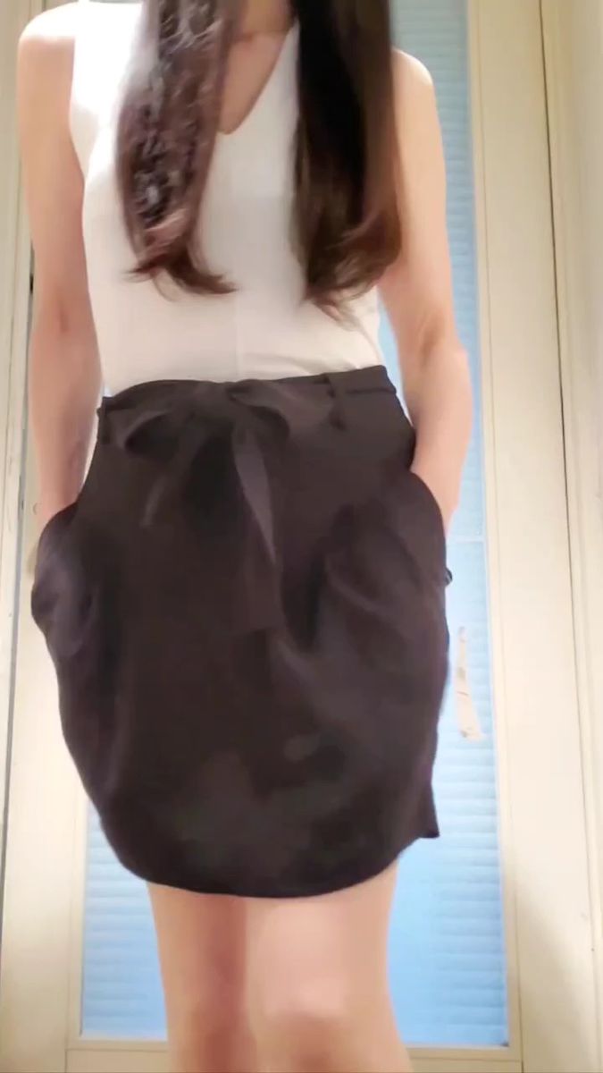 新品タグ付き!ZARA BASIC ザラ スカート ブラック リボン 可愛いデザイン 大きめ!!