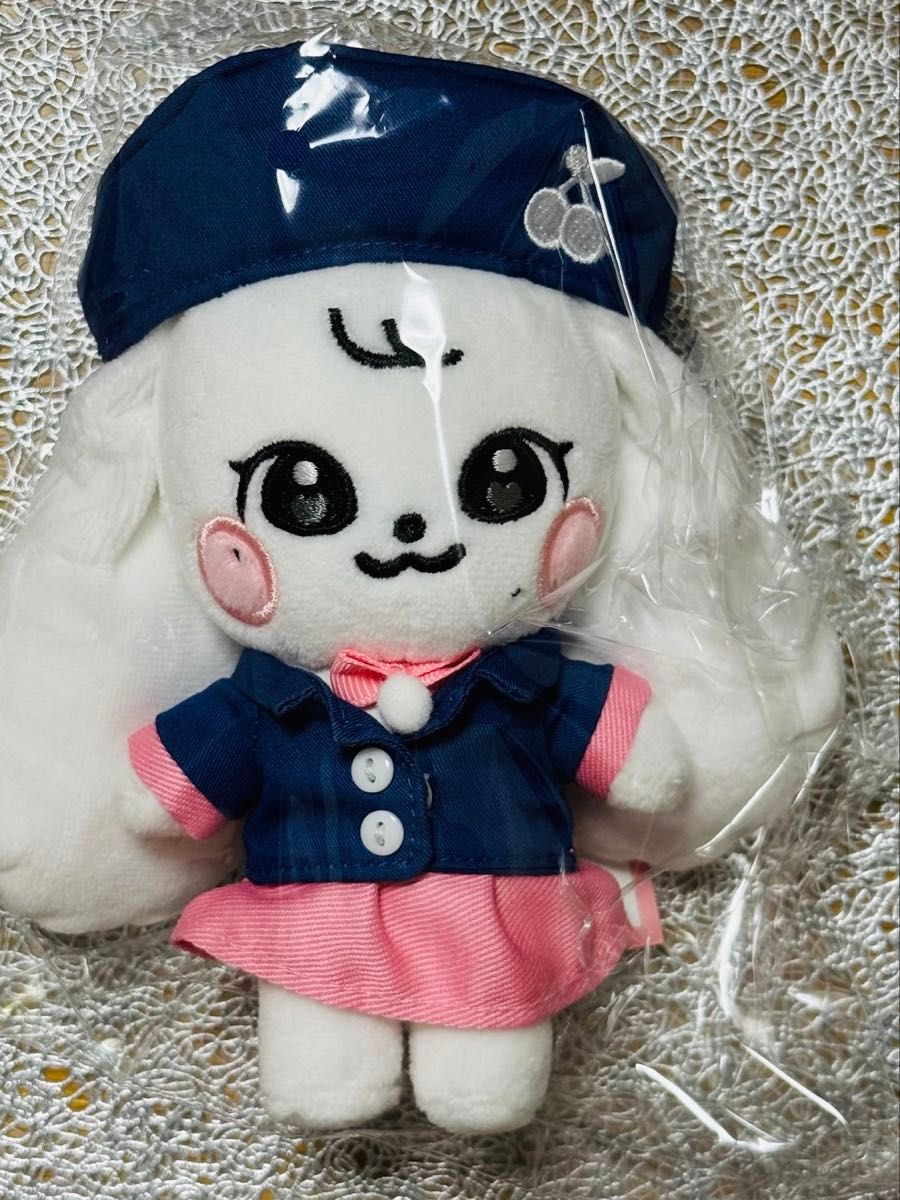 IVE MINIVE School ポップアップウォニョンぬいぐるみ キーリング IVE MINIVE ウォニョン ポップアップ スクール PLUSH キーリング