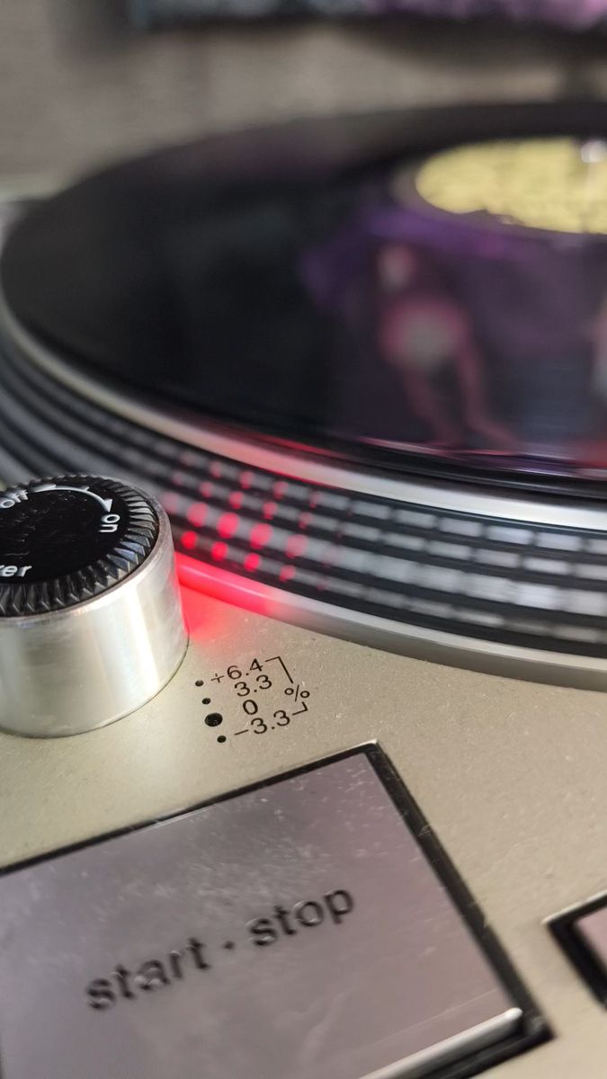 Technics SL-1200MK5 ダイレクトドライブターンテーブル