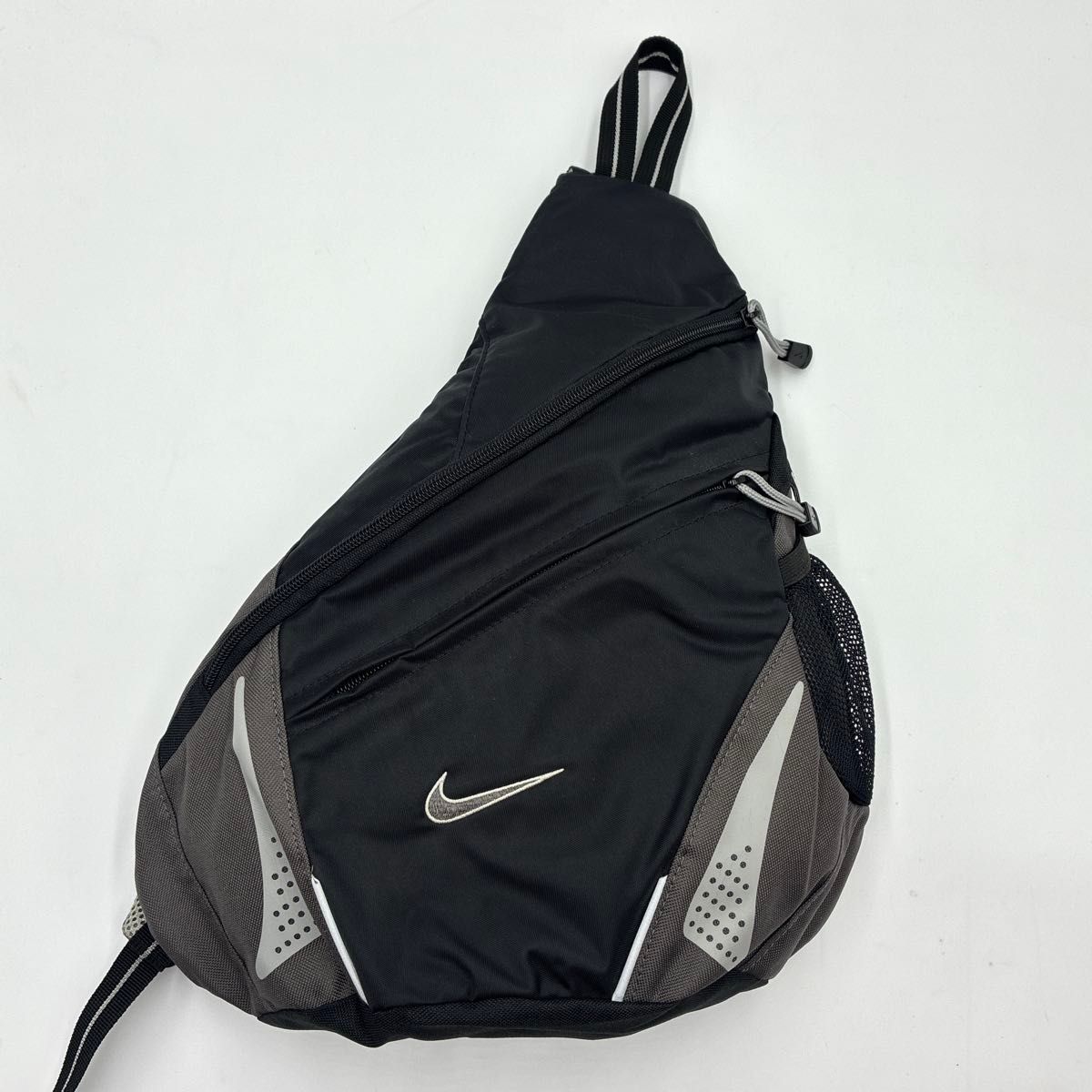 専用 90s 00s NIKE ナイキ ワンショルダー バッグ ナップザック 美品 Y2K NIKE ナイキ ワンショルダーバッグ スリングバッグ OLD