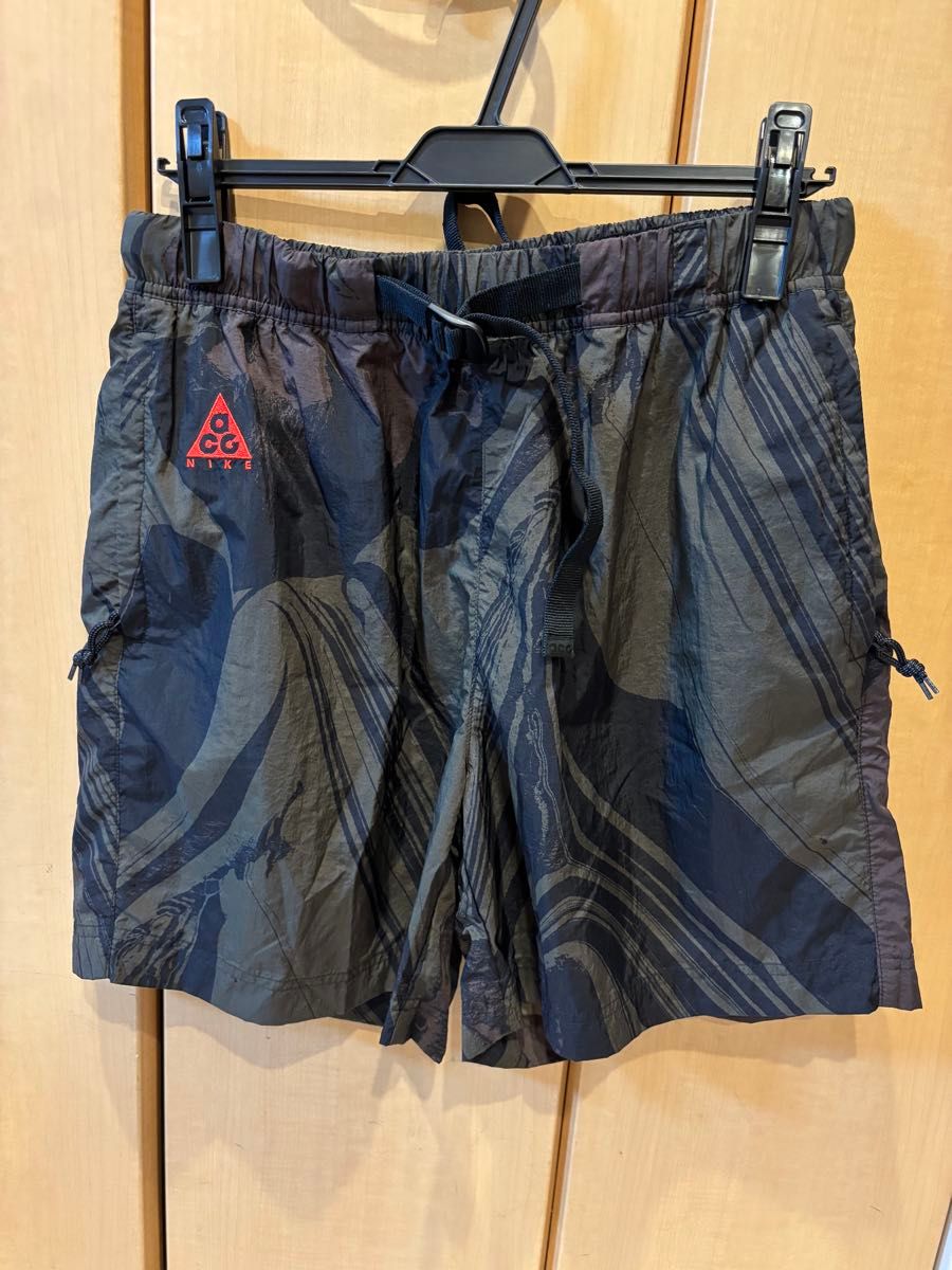 ナイキ NIKE ACG MT.FUJI カモフラ ショーツ L ACG MT FUJI CAMO NYLON SHORTS M Nike ハーフパンツ ショート