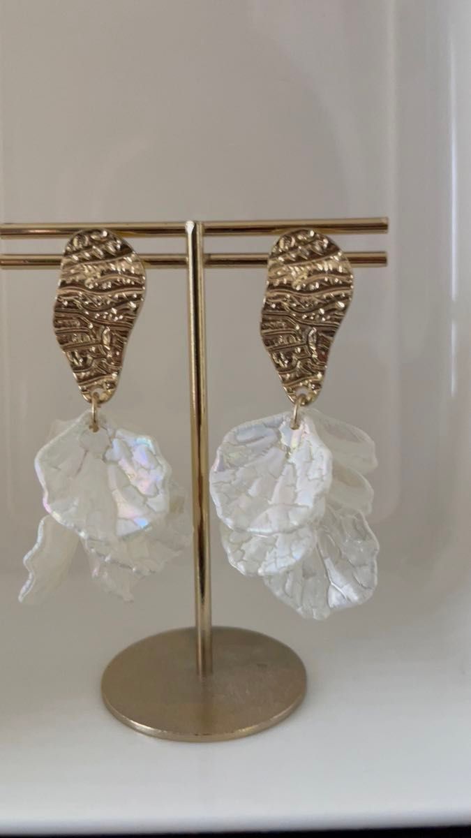 シェルピアス ピアス ゴールド 貝殻
