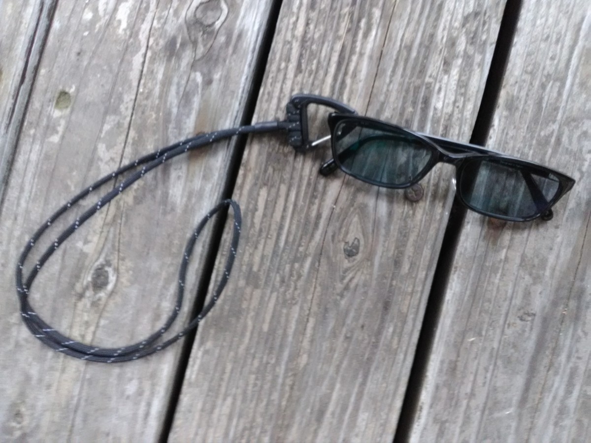 マルチストラップ　検眼鏡ネックホルダーキーホルダースマホパラコード　落下防止