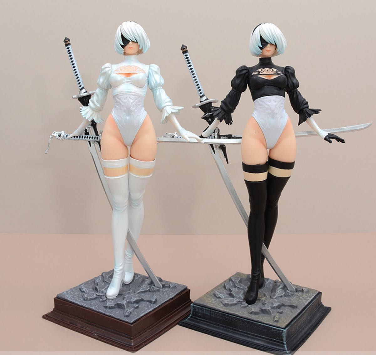 ニーアオートマタ 2B フィギュア 黒白 セット ニーアオートマタ 2B フィギュア 黒白 セット|Yahoo!フリマ(旧