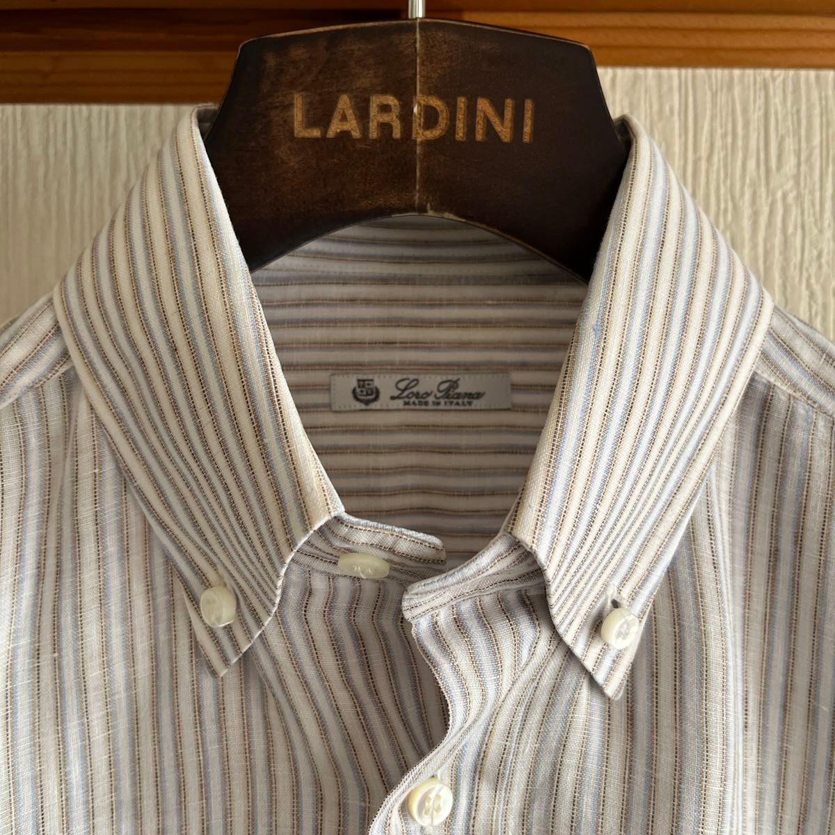 evin様【極美品】Loro Piana ロロピアーナ ストライプ リネンシャツ 極美品】 Loro Piana ロロピアーナ ストライプ リネンシャツ