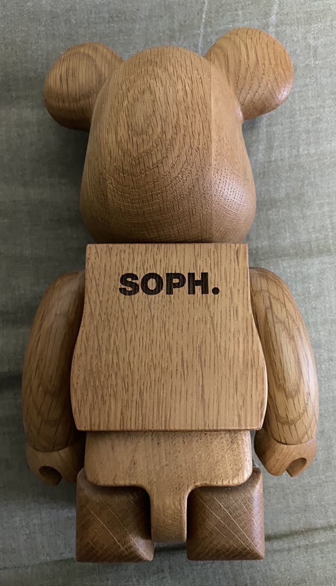 Yahoo!オークション - 即決 SOPH×ベアブリック×カリモク 400% Yahoo!オークション - 即決 SOPH×ベアブリック×カリモク 400%