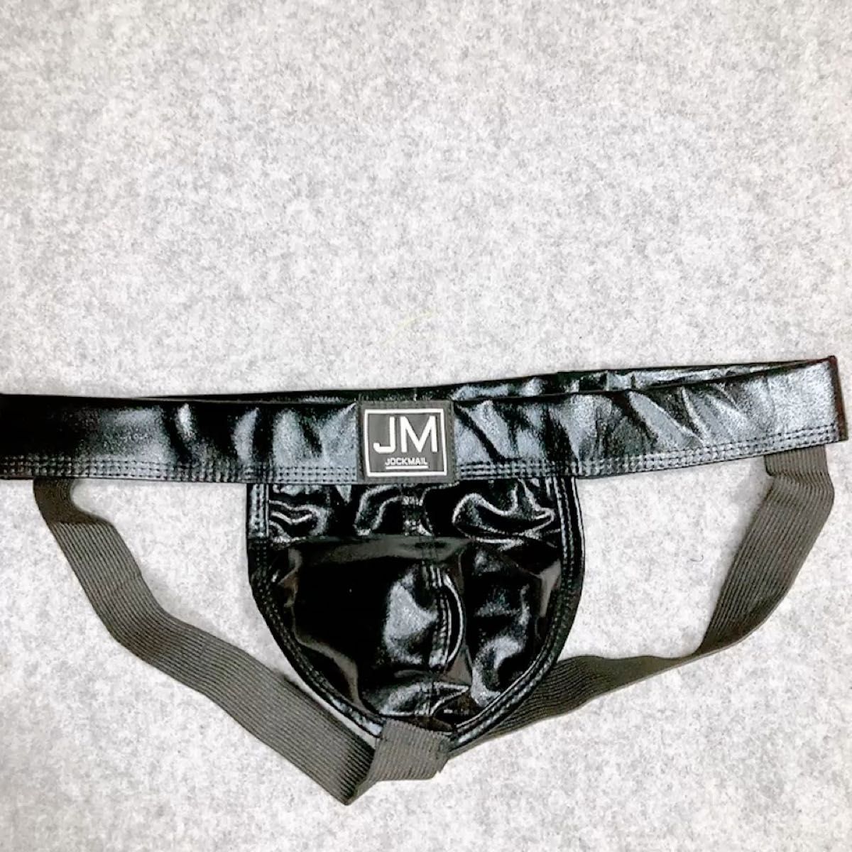 【JOCKMAIL】ジョックストラップ(ケツワレ)ブラック フェイクレザー 合皮 テカテカ素材 高級感 Mサイズ