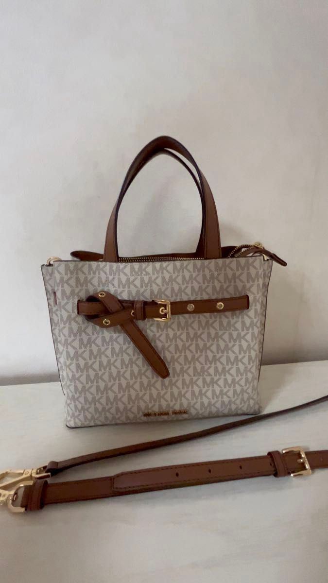 MICHAEL KORS 2way ショルダーバッグ MKシグネチャー