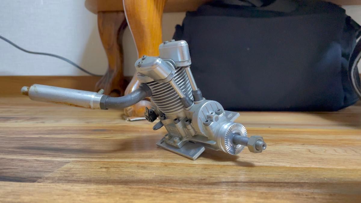 SAITO 斉藤製作所 FA-50 4サイクル とても良いエンジンですね中古品 飛行中はめっちゃ良い音です♪