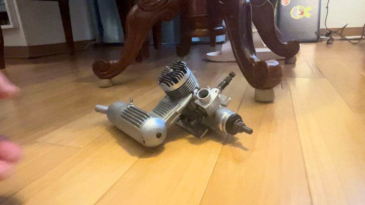 OS 46SX 中古保管品 知り合いのじぃー 使わないのでお売りします、回って使ってたものですけど整備してご使用下さいませ