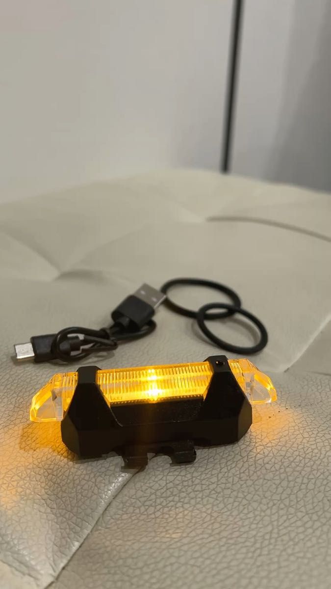 【レインボー】テールライト 自転車 LEDランプ リアライト USB充電式 防水