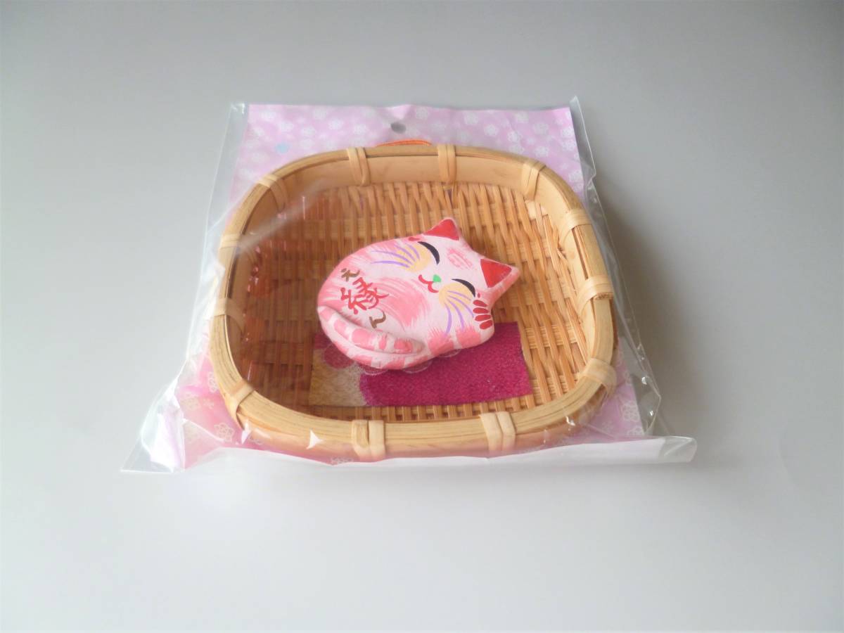 ネコ　猫　インテリア　置物　ピンク　縁起物　☆　お伊勢参り で購入したものです_画像2