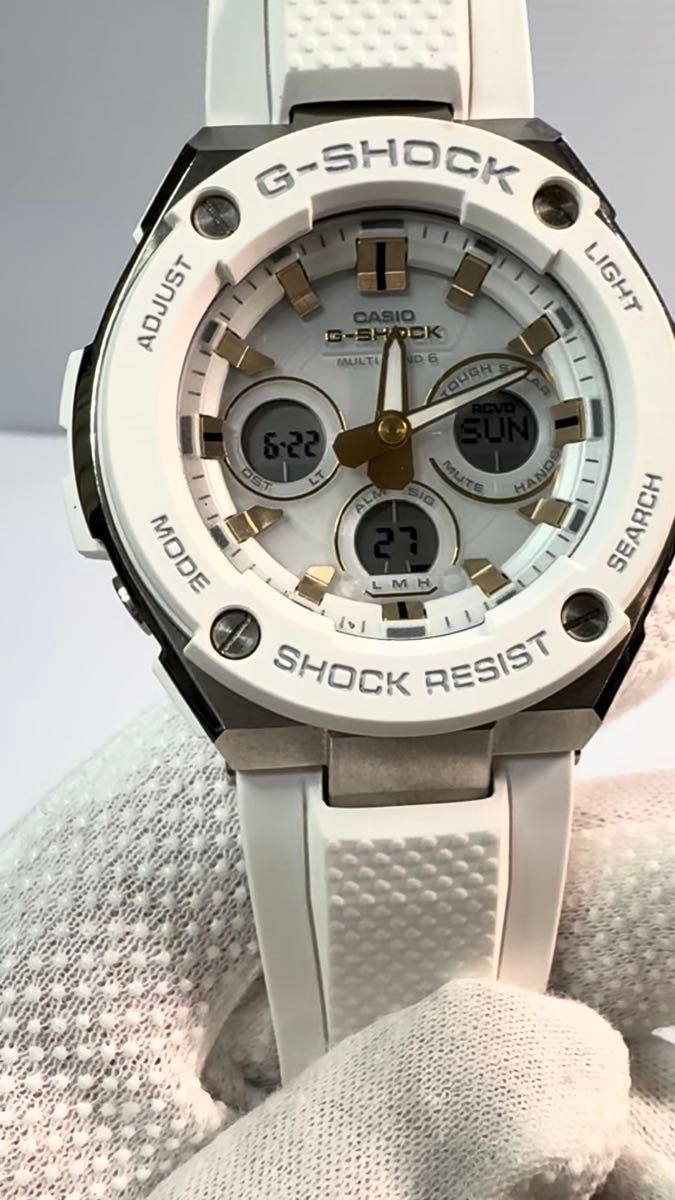 未使用に近い美品!CASIO・G-SHOCK・G-STEEL・GSTーW300ー7AJF・電波ソーラー・カシオ・ジーショック