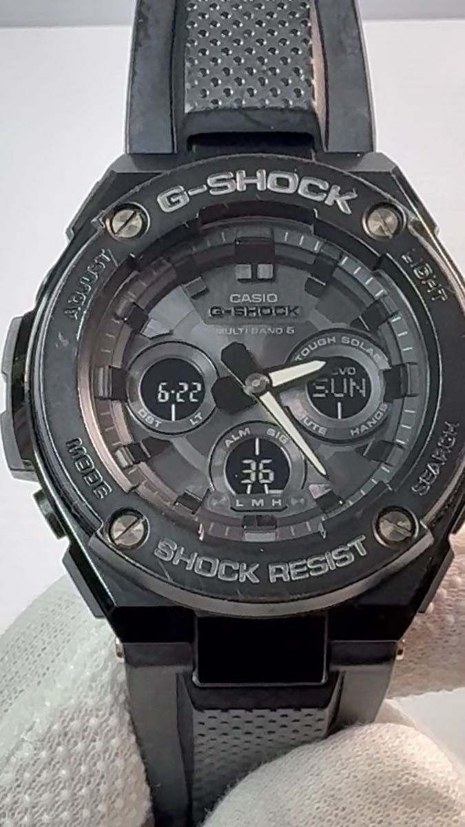 箱付・美品!CASIO・G-SHOCK・G-STEEL・GSTーW300Gー1A1JF・電波ソーラー・カシオ・ジーショック