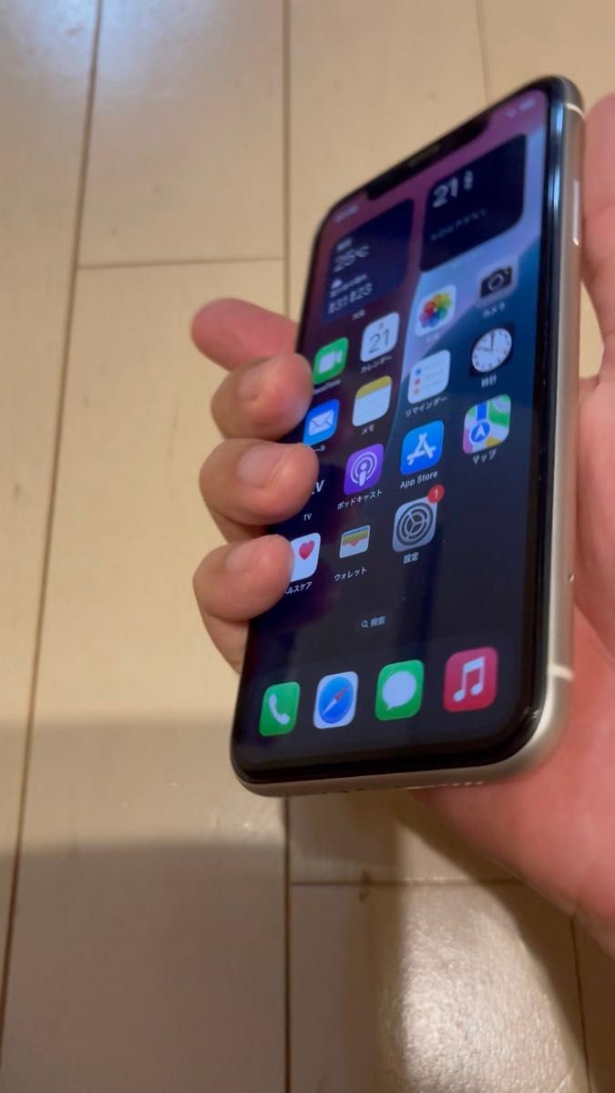 Apple iPhone11 256GB 美品 docomo ホワイト