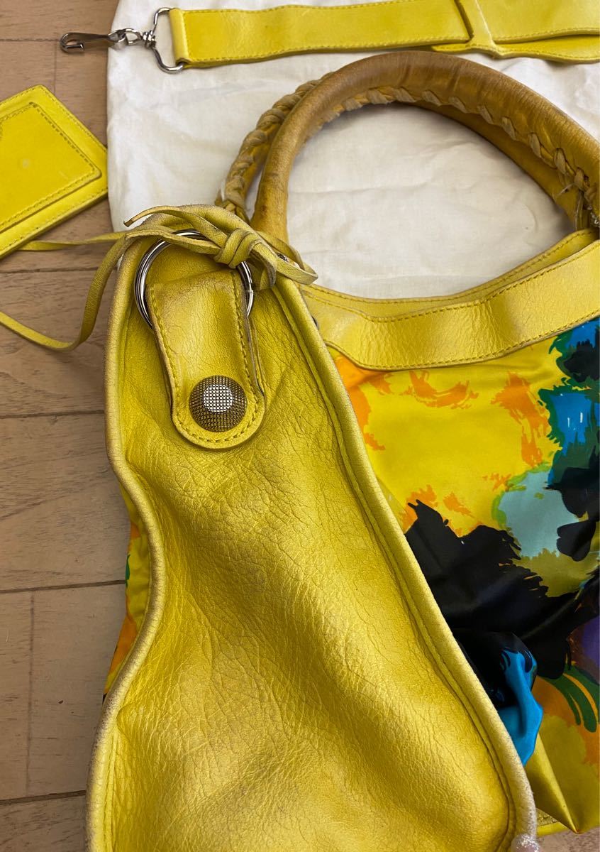 バレンシアガ☆ BALENCIAGA☆ジャイアントシティ☆超希少花柄 | isalex