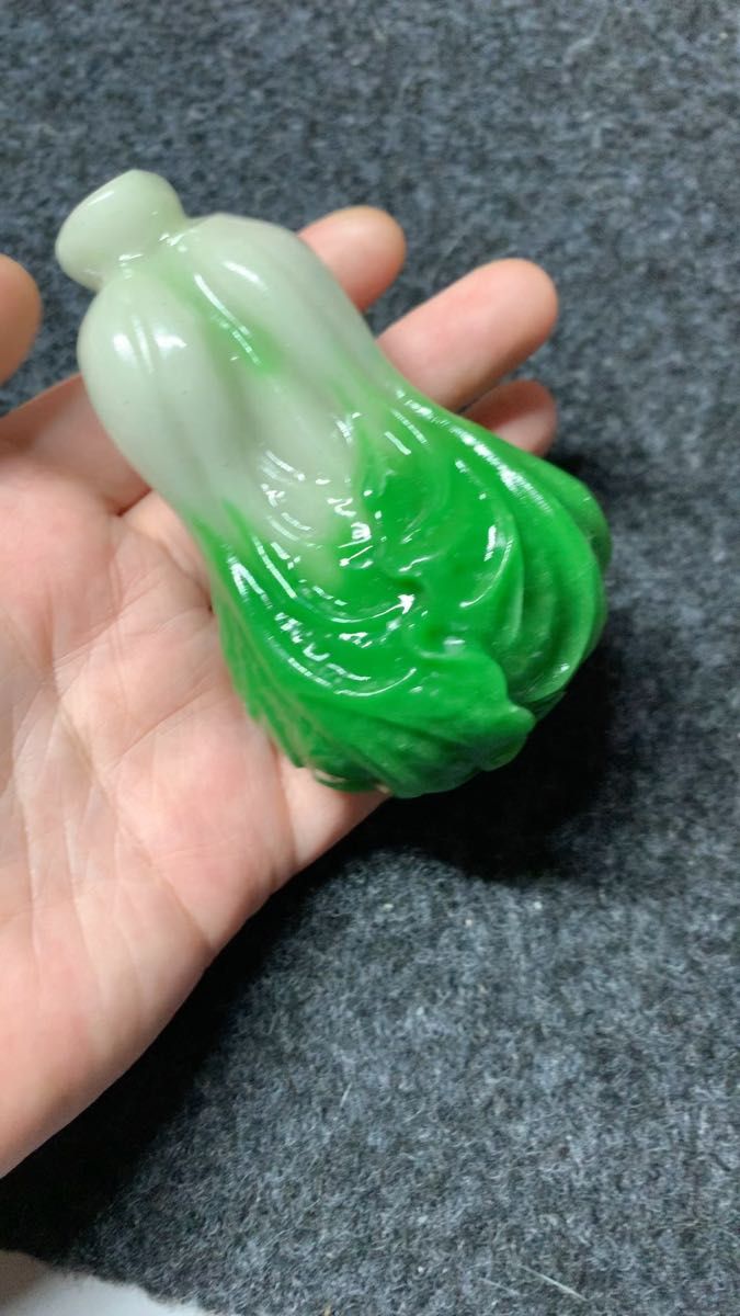 細工彫刻白玉翡翠白菜 縁起物金運 古美術 お守り 古美術 風水 旧家蔵出し 彫刻 根付