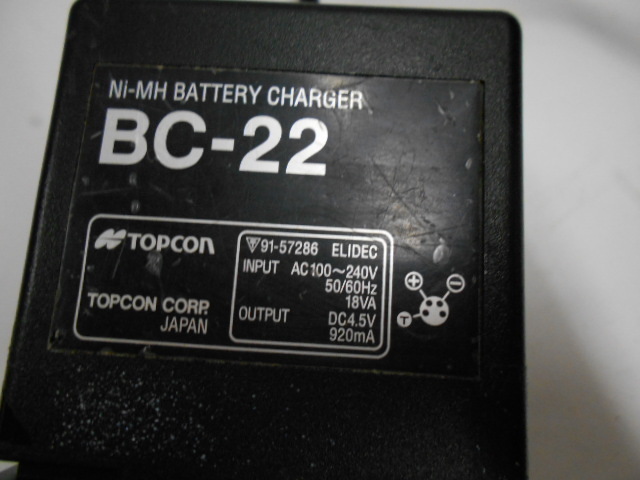  191203-4測量☆TOPCON☆トプコン(FC-７用)バッテリー充電器BC22_画像4