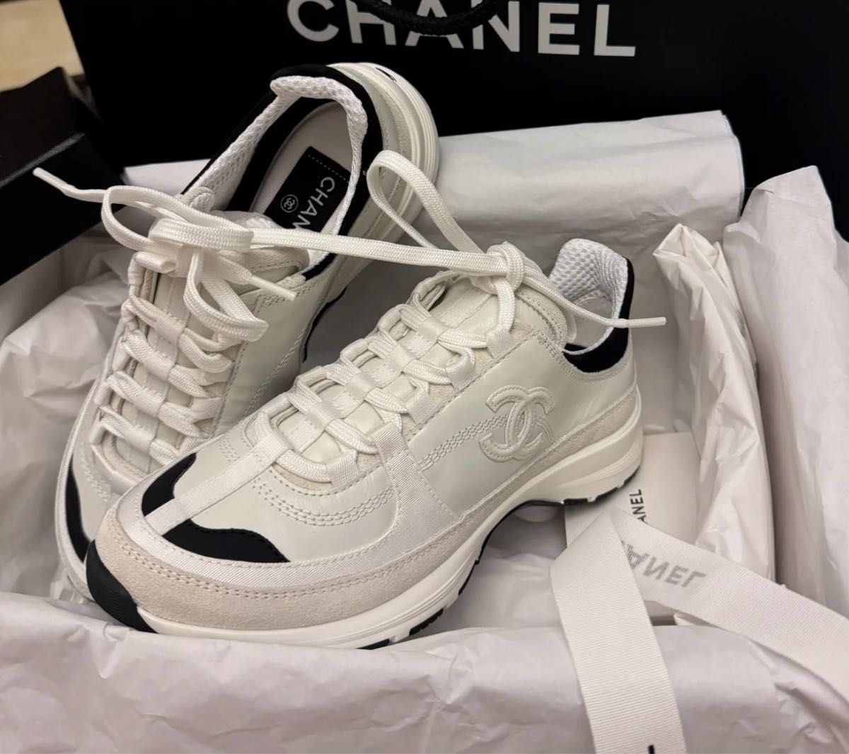 ★25メティエダール★【CHANEL】CCチャームマトラッセスニーカー 新品未使用 シャネル スニーカー ホワイト 38 CHANEL 25A|Yahoo