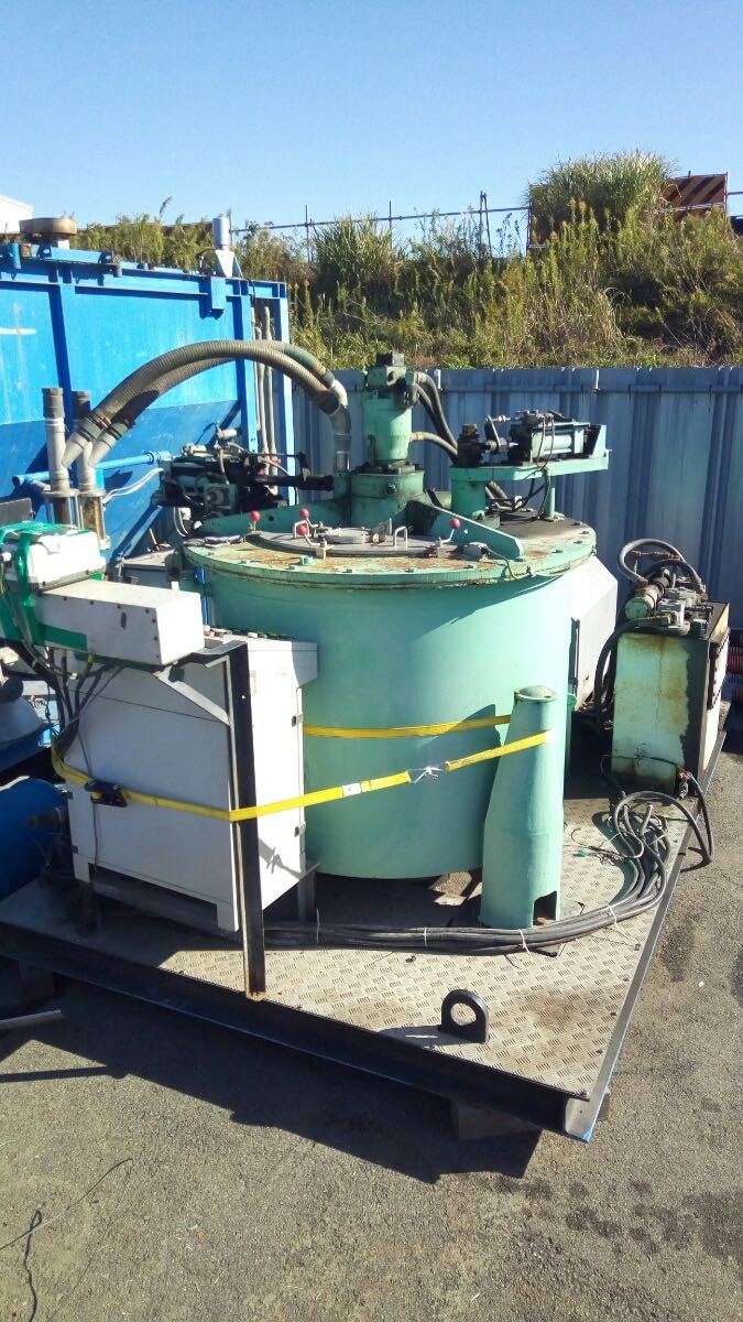兼松エンジニアリング製　遠心脱水機　遠心分離機　中間処理　汚泥　引き取り限定　愛知県発