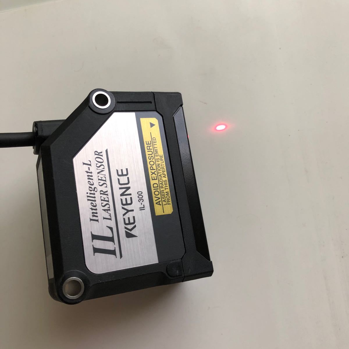 KEYENCE IL-300 CMOS レーザアプリセンサヘッド|Yahoo!フリマ KEYENCE IL-300 CMOS レーザアプリセンサヘッド|Yahoo!フリマ