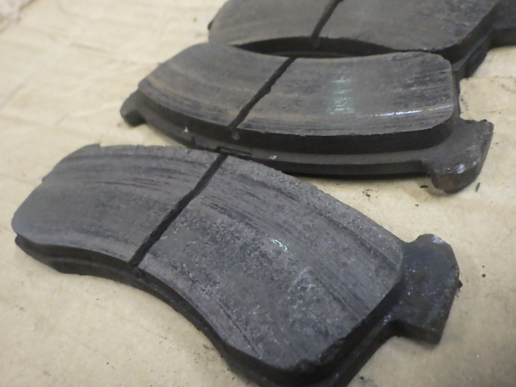  Wagon R(13 year )MC22S concerning did brake pad letter 520.