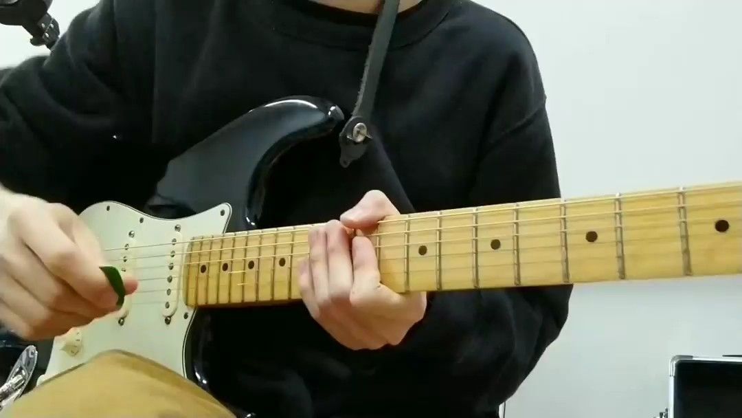 Fender American Professional Stratocaster ハードケース付 最終価格