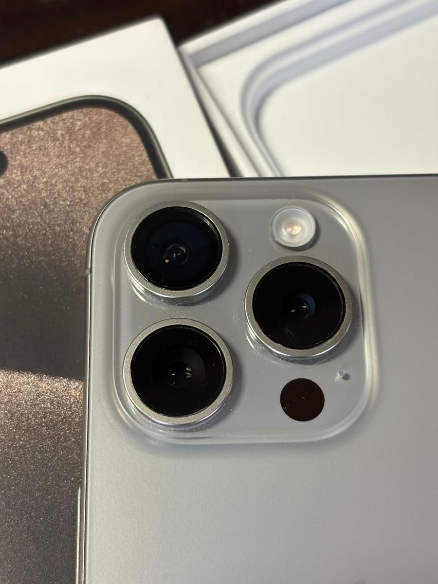 バッテリー90% iPhone15 Pro 128GB SIMフリー利用制限なし バッテリー90% iPhone15 Pro 128GB SIMフリー利用制限なし 新品
