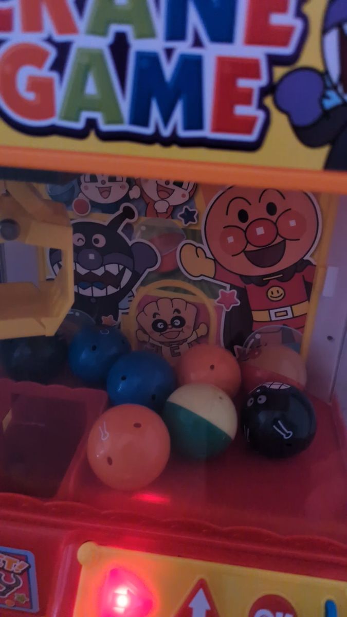 アンパンマン カプセルころりん!クレーンゲーム アンパンマン玩具 ゲームセンター