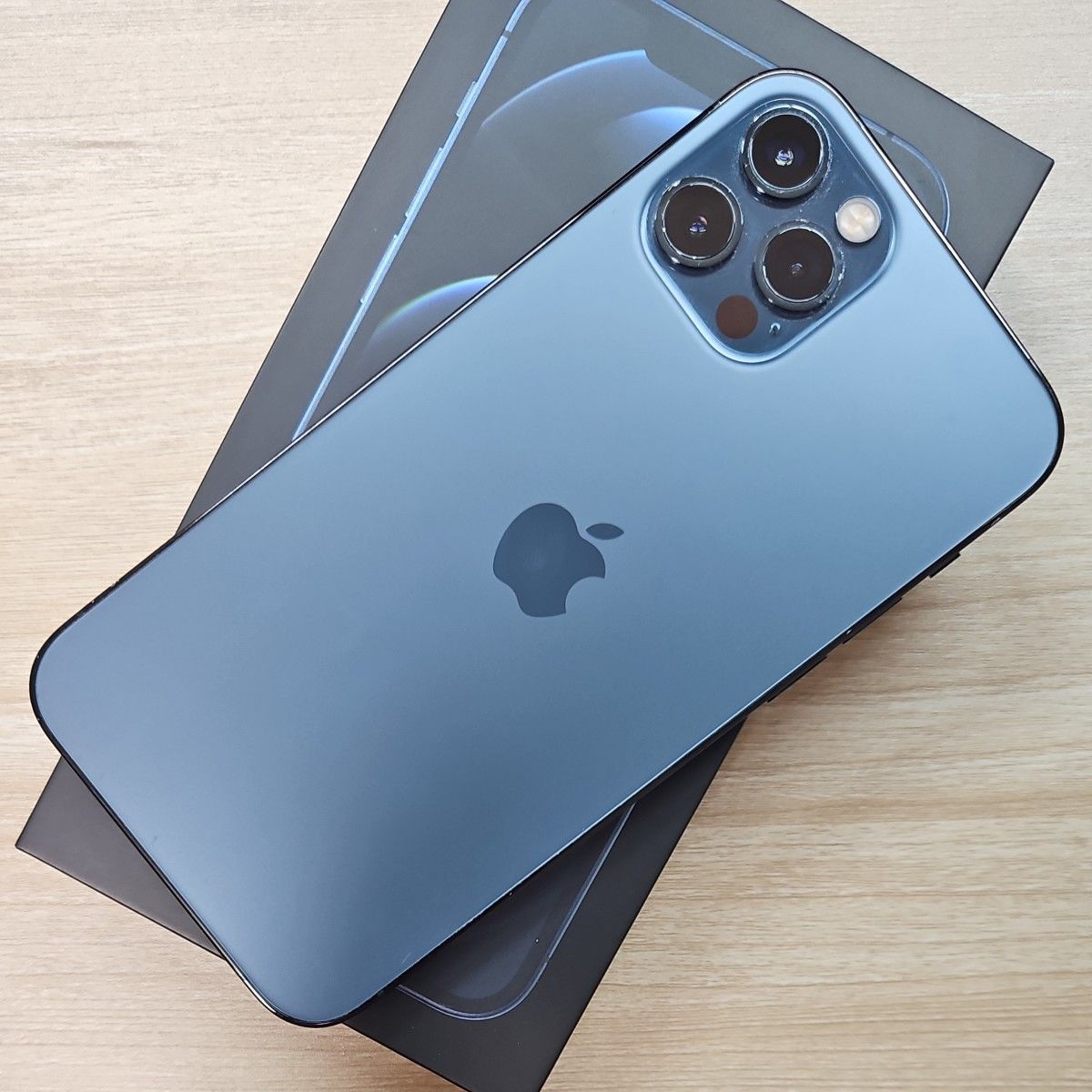 iPhone 12 pro パシフィックブルー 128GB 箱付き iPhone 12 Pro パシフィックブルー 128GB BT81% おまけケース