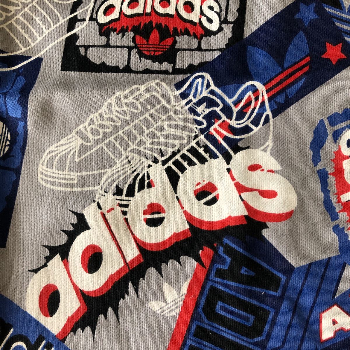 お値下げ！adidas アディダス オリジナルス　Tシャツ　NIGO 柄