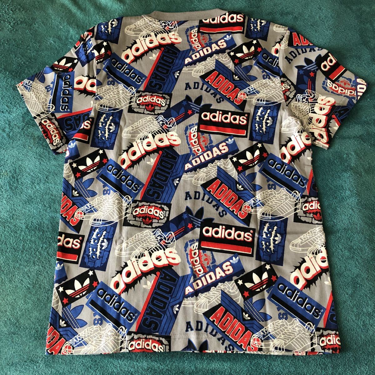 お値下げ！adidas アディダス オリジナルス　Tシャツ　NIGO 柄