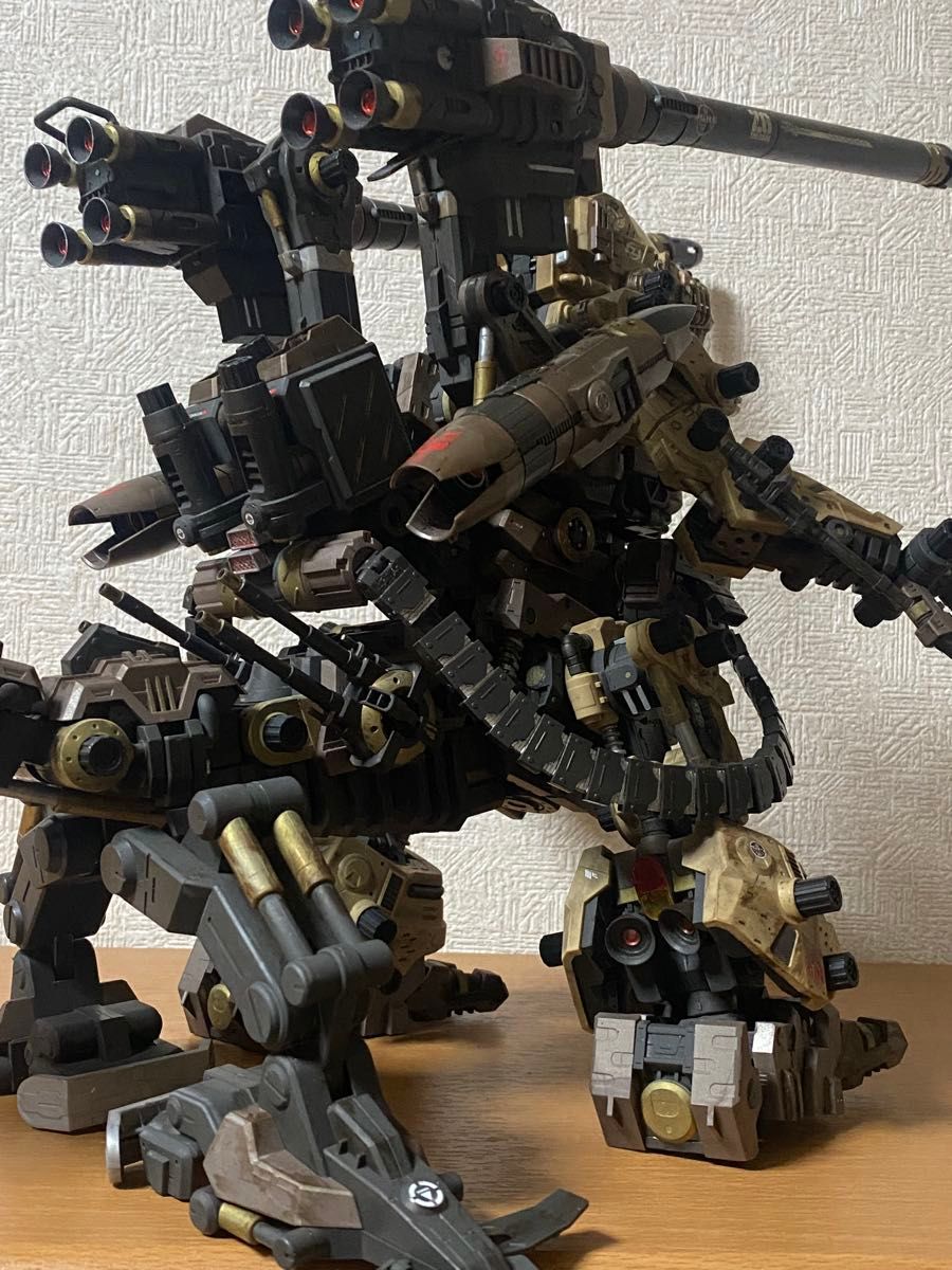 ゾイド ゴジュラス・ジ・オーガ 塗装完成品 コトブキヤ ジャンク扱 写真撮直済 ウェザリング塗装 ゾイド hmm ゴジュラス ジ オーガ 完成品