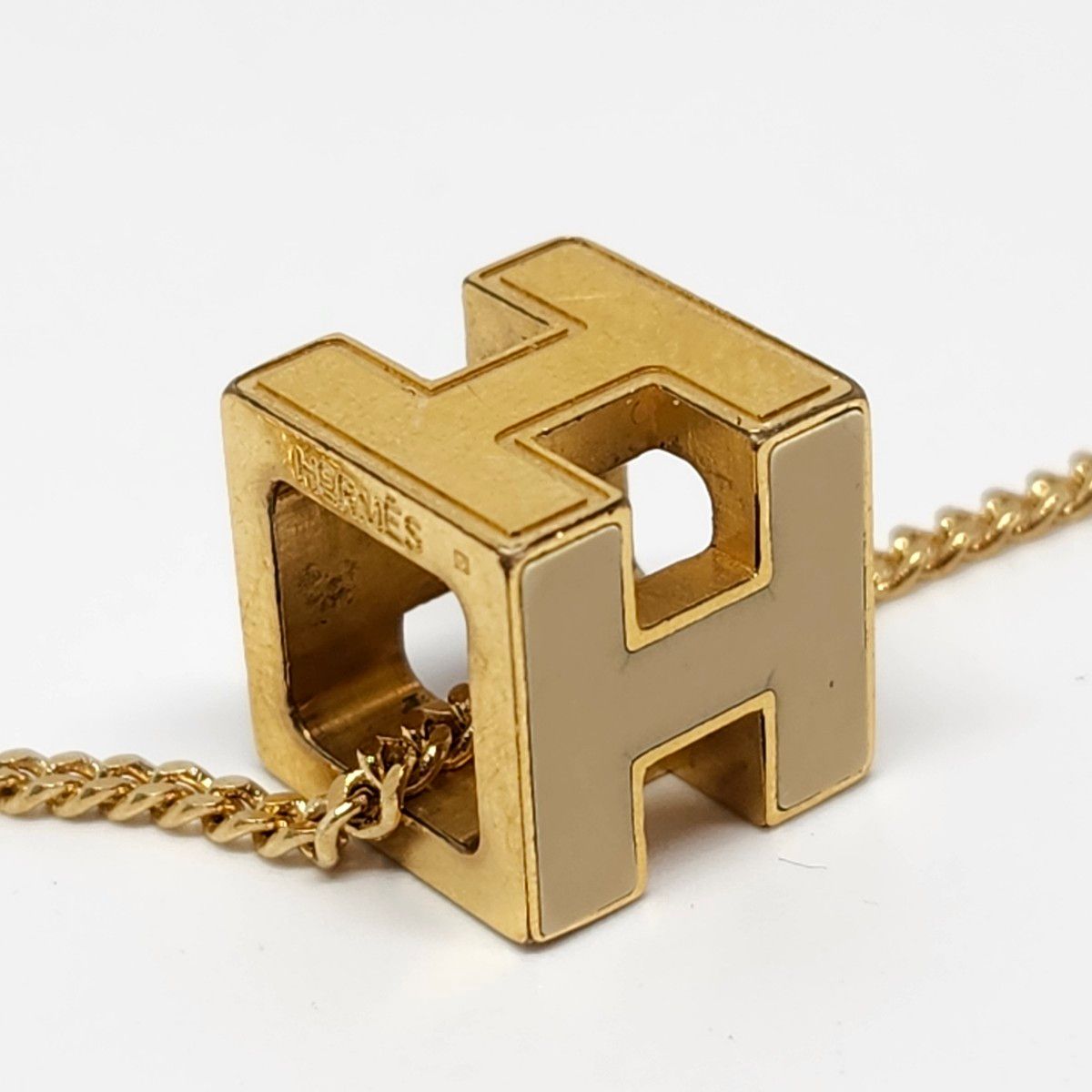 エルメス ペンダント カージュ ド H イエロー x シルバー 高級 HERMES エルメス ネックレス ペンダント トップ Hロゴ