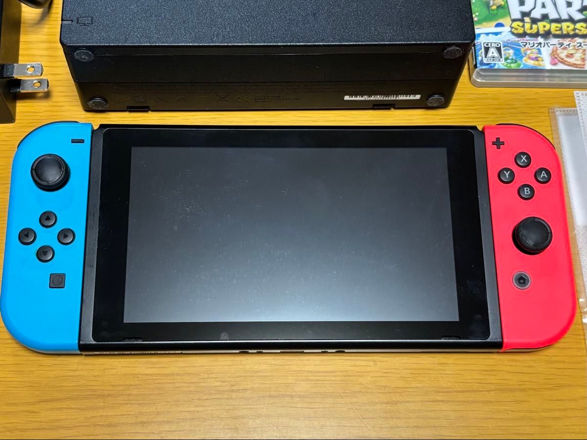 任天堂Switch 本体 ドック 充電コード ソフト付き (桃太郎電鉄 任天堂Switch 本体 ドック 充電コード ソフト付き (桃太郎電鉄
