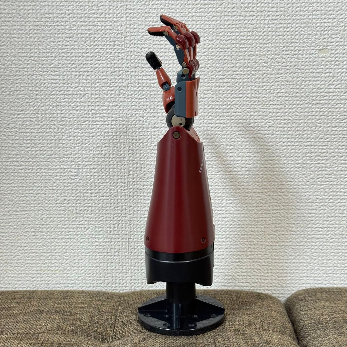 メタルギアソリッド バイオニックアーム 義手 1/2 レプリカ メタルギアソリッド バイオニックアーム 義手 1/2 レプリカ