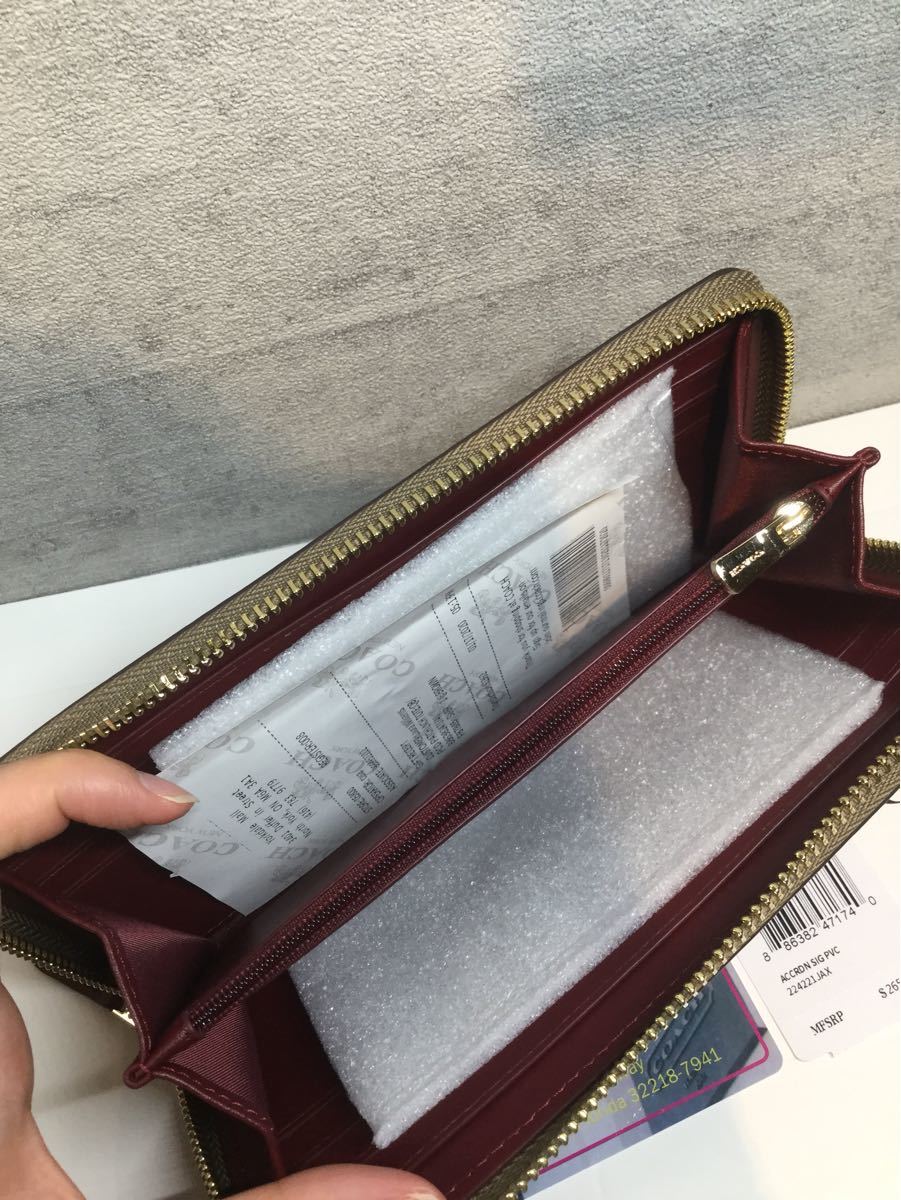 新品 COACH 長財布 アニマルプリント シグネチャー 動物柄 新品 COACH 長財布 アニマルプリント シグネチャー 動物柄