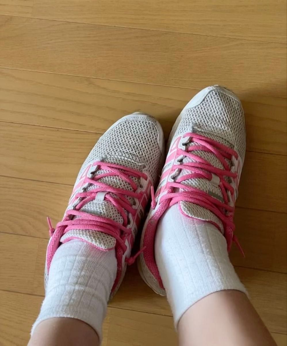 adidas ランニングシューズ ピンク レディース 23.5