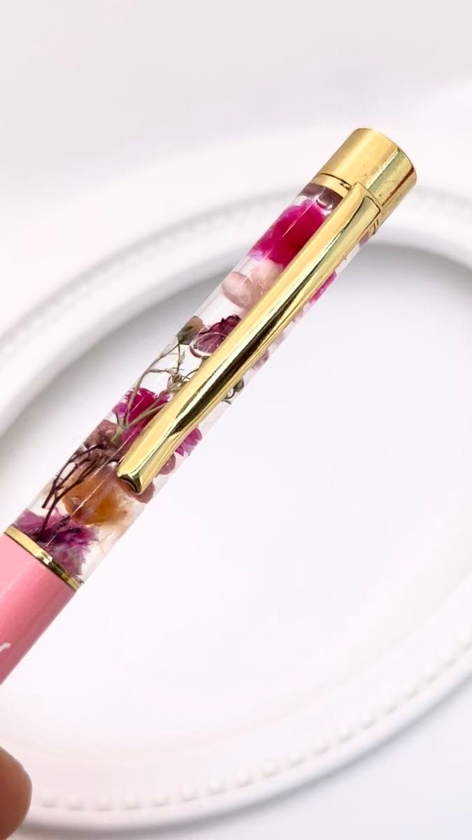猫柄ハーバリウムボールペン 本体薄ピンク×ピンクハンドメイド ドライフラワー 文房具 筆記用具 プレゼント 推し活 推しカラー