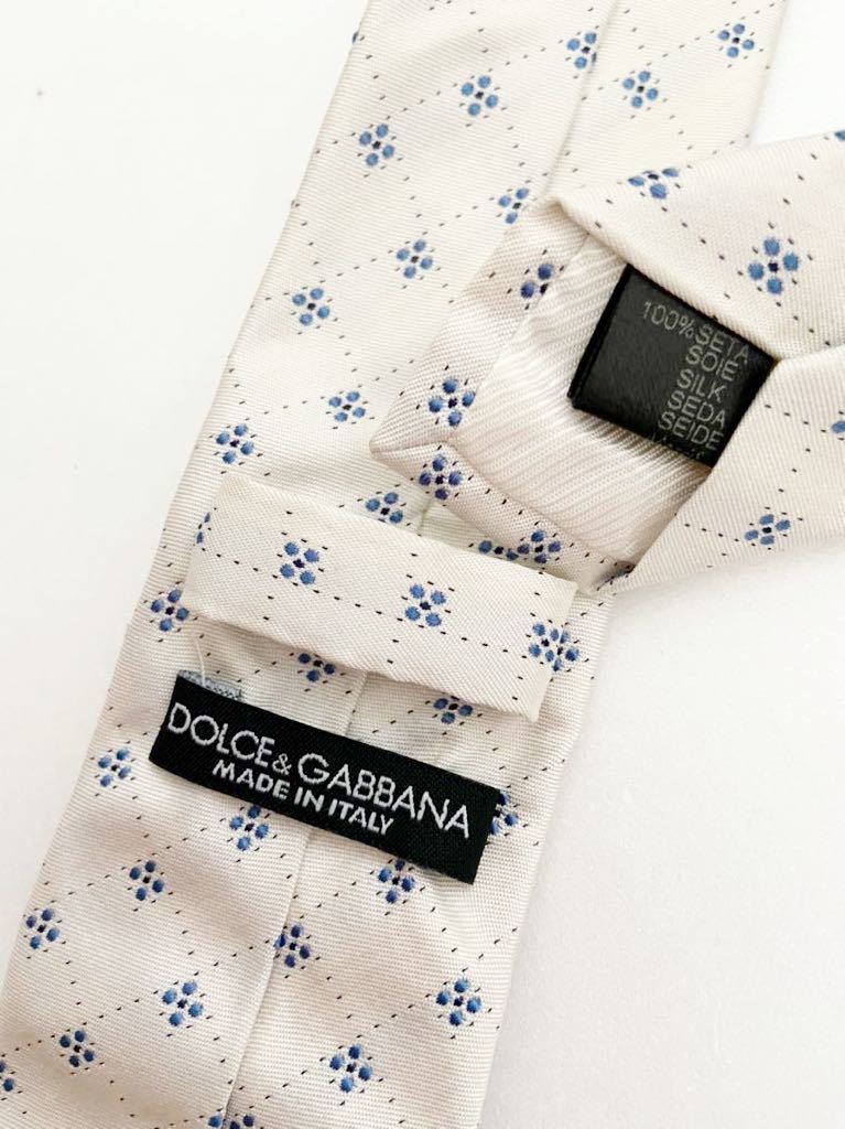 DOLCE&GABBANA Italy made silk necktie fine pattern pattern white .... Dolce & Gabbana thin narrow tie 