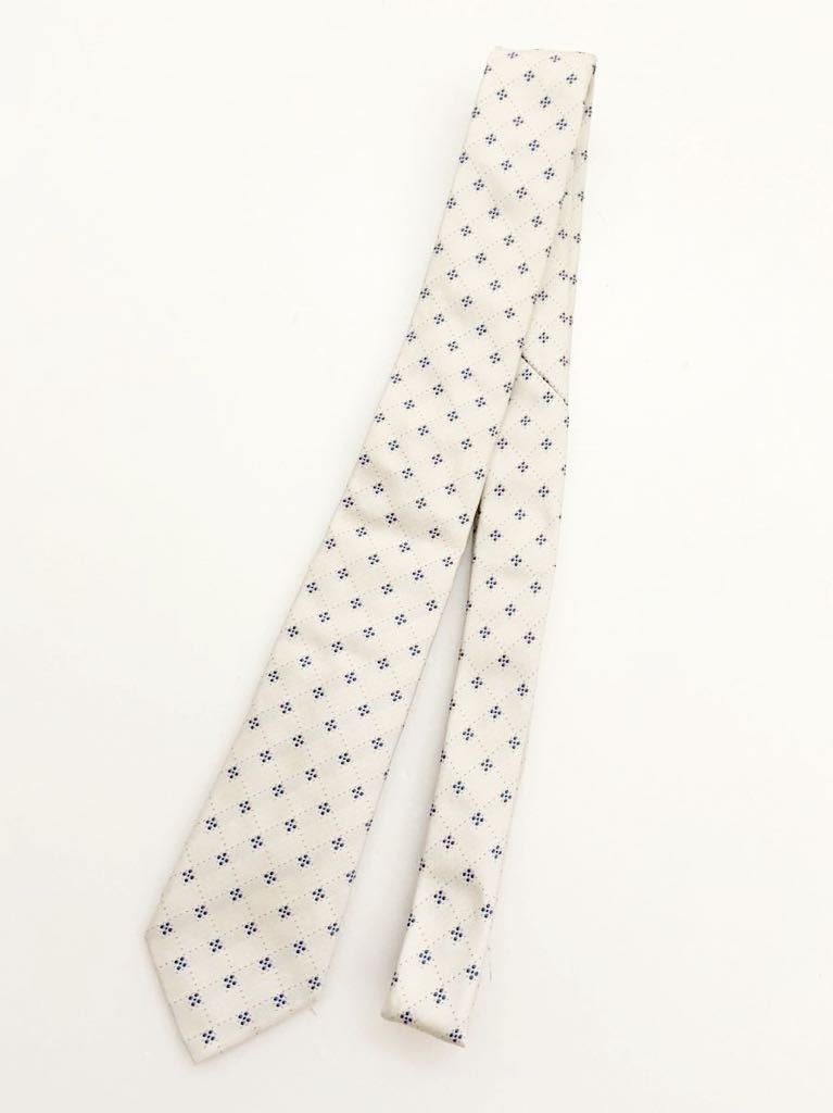 DOLCE&GABBANA Italy made silk necktie fine pattern pattern white .... Dolce & Gabbana thin narrow tie 